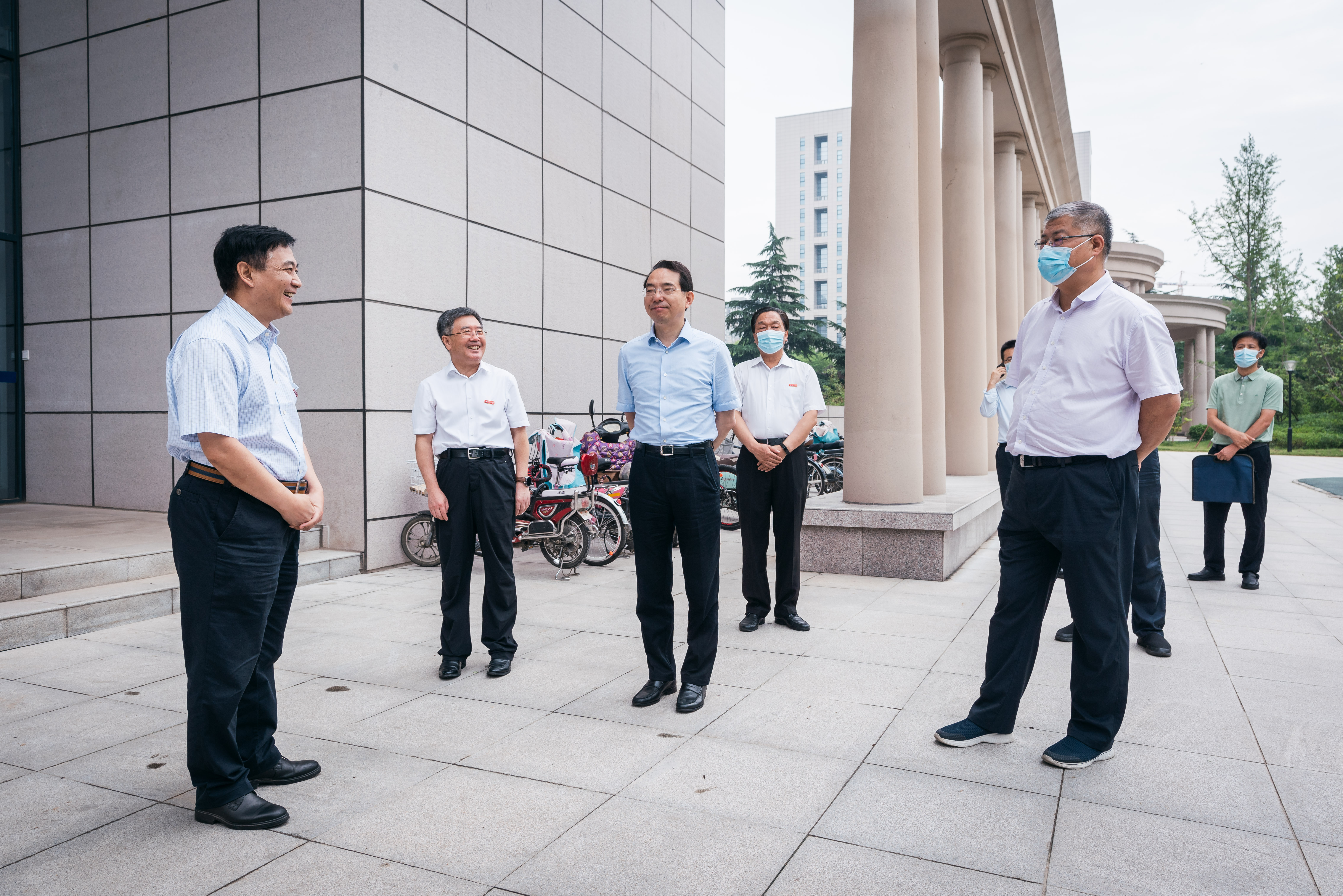 陕西省委常委,省纪委书记王兴宁来我校调研