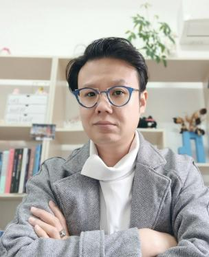 西北大学创新论坛第一千七百八十讲：What Happens to Gravity When We Modify Entropy